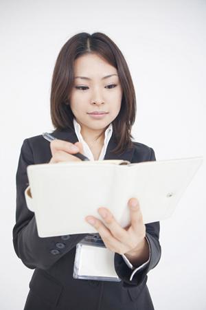 お得な車検が受けられる専門店があります